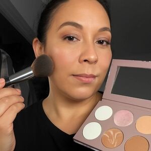 OKALAN 8 Colors Marble Shimmer Face Palette Pigmentation Glow | 0.84 ozMakeup